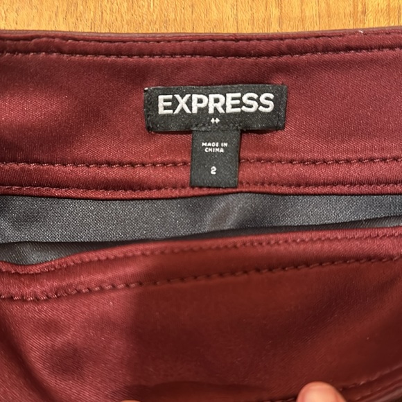 Express Mini Faux Leather Skirt with Zipper Accent and Pockets - NWOT - Picture 3 of 4